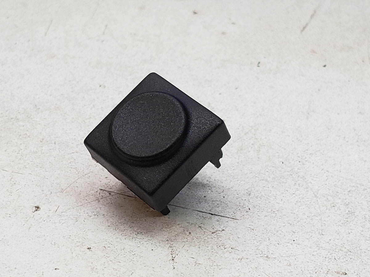 oberheim-xpander-pushbutton-